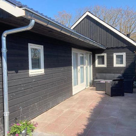 Vakantiehuis 'T Laaisterplakky Zonder Drempels Oude Bildtzijl Exterior foto
