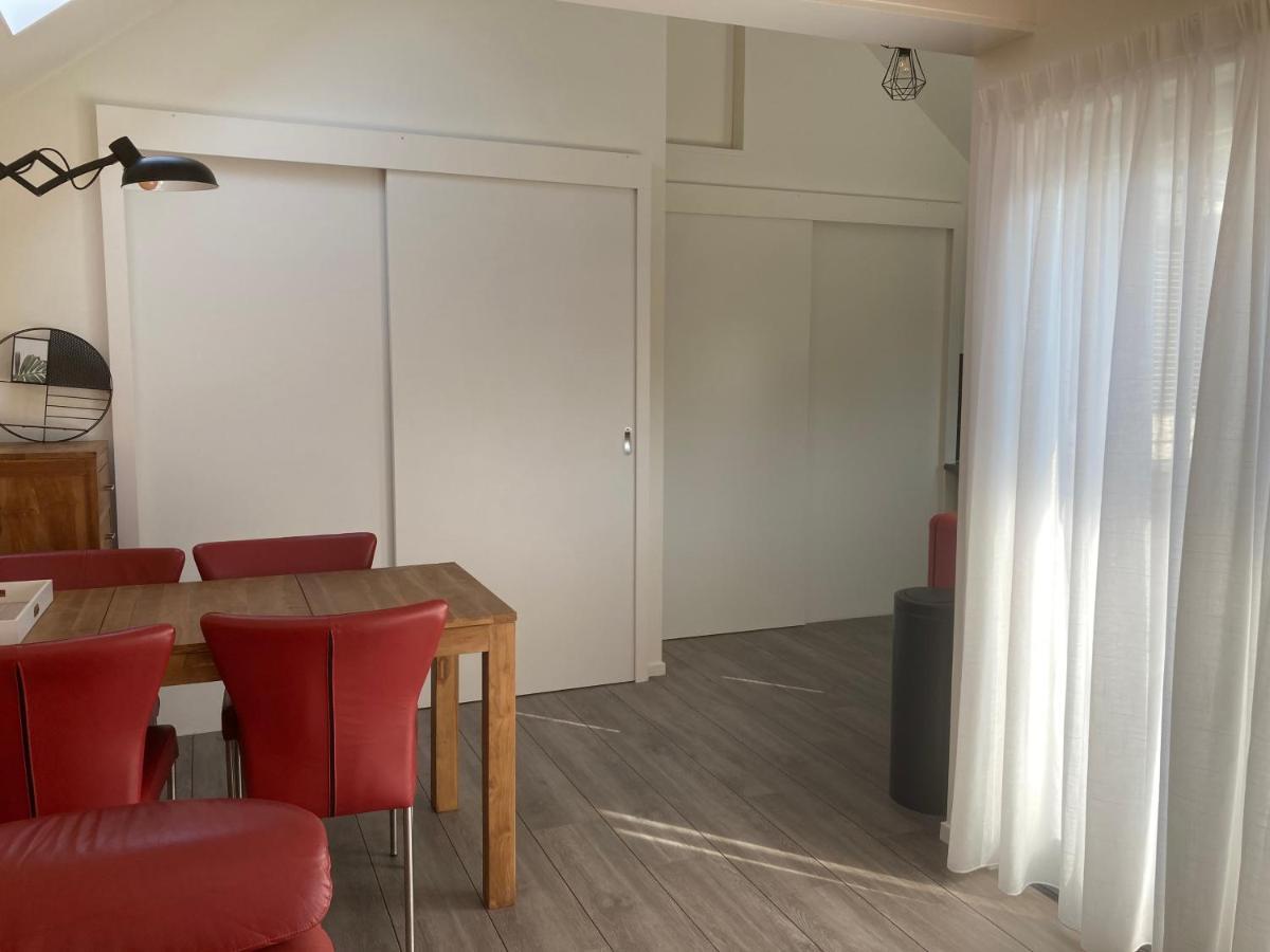 Vakantiehuis 'T Laaisterplakky Zonder Drempels Oude Bildtzijl Exterior foto